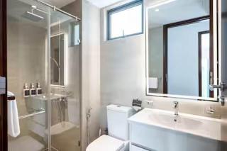 Luxury 2 Bed 2 Bath by Resident Villas - 5