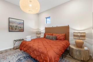 6BD 3BA Heated Pool & Spa Fire-pit BBQ Billiards - 8