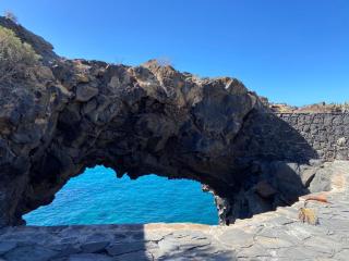 Cozy 3 Bedroom Townhouse - 3