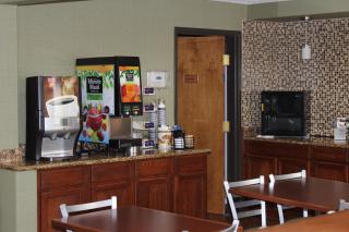 Best Western Temple Inn & Suites - 4
