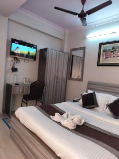 Three Brothers Apartment and Hotel - Kathmandu - 2