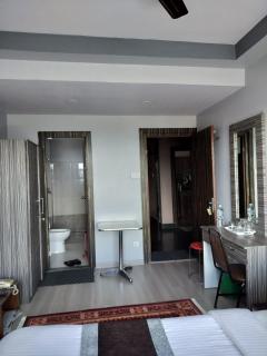 Three Brothers Apartment and Hotel - Kathmandu - 0