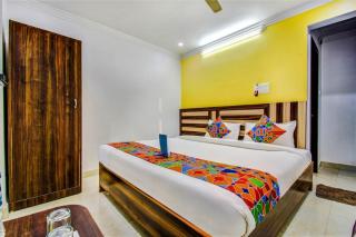 FabHotel Grand Sheela - 4
