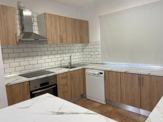 Cozy 3 Bedroom Townhouse - 8