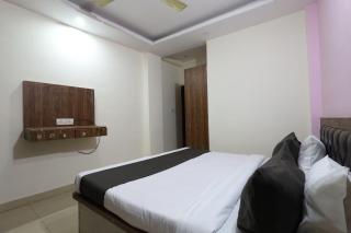 Collection O DLF Phase 3 Metro Station Gurgaon Formerly Krishnay Residency - Gurgaon - 5