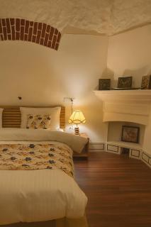 Oslo Mussoorie by Around Stays - 6