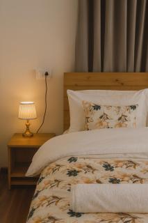 Oslo Mussoorie by Around Stays - 2