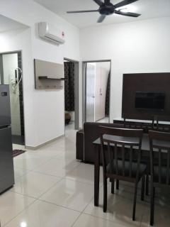 Pleasant Stay at Mesahill - 1 Queen 1 Single Bed by Tareq - 4