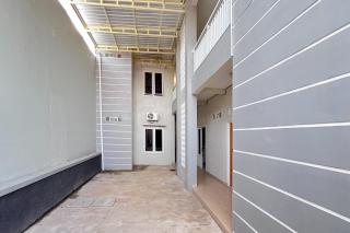 RedDoorz Syariah Omah Audrey near RSI Kota Magelang - 7