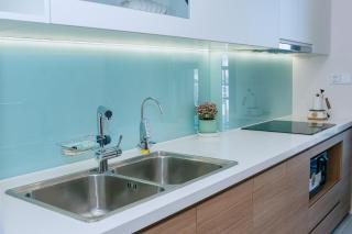 Leasy by The Songs - 5