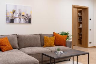 Raina Petit Residence - 6