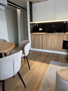 Aqua Loft Lux Houseboat & Waterfront Apartments - 6