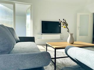 Rabenberg Duo- 12 Personen- 2 Bäder- 2 Küchen- Parkplatz- Terrasse- Balkon - 8