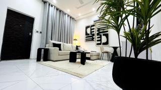 Ritz Elegant Studio Apartment - 2