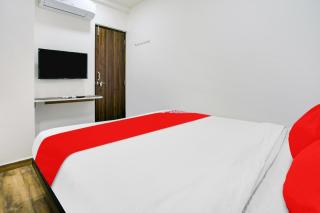 Hotel O White Villa - 8