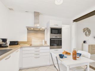 400m de la mer - grande maison pour 10 avec jardin - 7