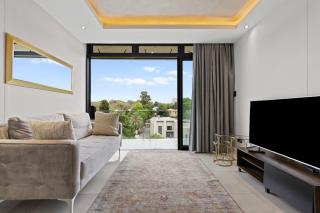 The Paramount Houghton - 0