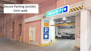 Harbourside Studio in Pyrmont with Pool, Gym, Sauna, & Parking spot - 1