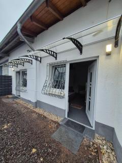 Cozy 2-bed Room With Kitchen -  - 9