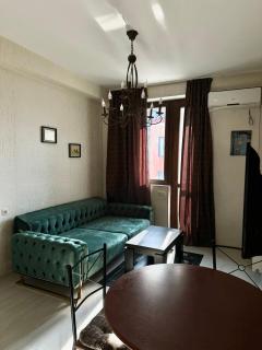 Уютная и светлая квартира с видом на горы - Tbilisi - 7