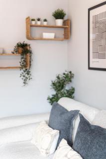 Stylish 4-Bed House Close to M32, Free Parking - 4