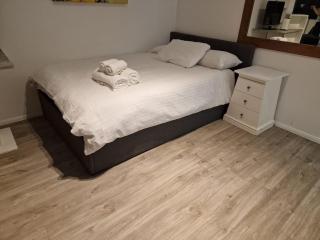 Chelsea cloisters Studios - 6