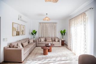 Stylish 2BR Apartment in new cairo near point 90 - 6