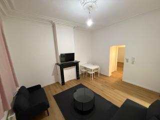 Appartement entièrement rénové 1 chambre et Sofa Bed - 2