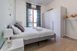 Lux Apartment Near Center 2 Bedrooms Free parking - 9