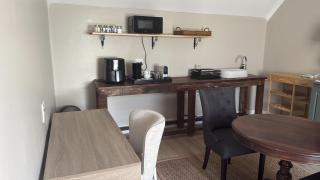 One Oak Guest House - 8