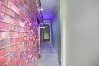 SPOT ON Star Inn -  - 0