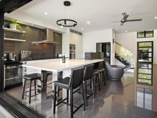 Private Waterfront Luxury Home w Pool and Views - 7