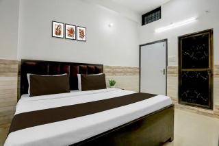 SPOT ON Hardik Palace - 9