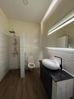 Nouveau Studio à Dakar Lumineux - Climatisation Wifi- Gardien 24h - 9