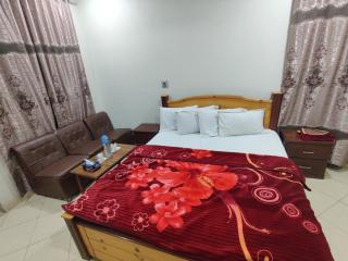 Al Huda Hotel - Multan - 5