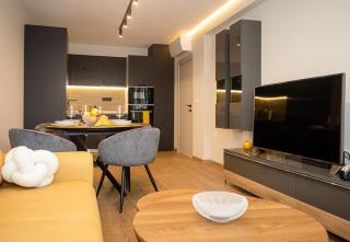 Cozy 1-Bedroom with Sea View & Parking by Flat Mаnаger - 3