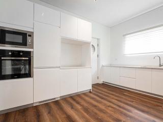 Azusa Hotels and Apartments - 4