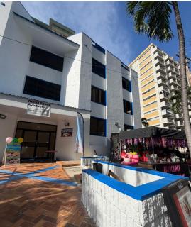 Queens Hostel Waikiki - 3