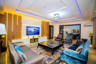 Luxury 4 bedroom Duplex with a pool - 0