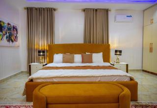 Luxury 4 bedroom Duplex with a pool - 3