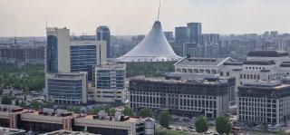 Видовые 3 х комнатные апартаменты с двумя террасами возле Хан-Шатыра - 2