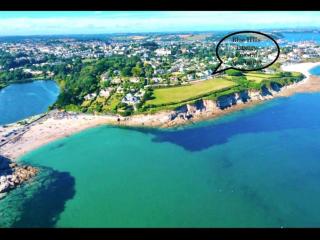 Blue Hills Luxury Apartment, Bay Front with Parking - 1