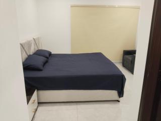 Modern 1-Bed Private Apartment near Main Boulevard, Gulberg Lahore - 5