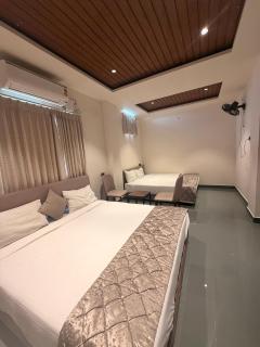 Hotel GMR Pearls - 6