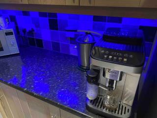 4 Bedroom Detached House in great location - 2