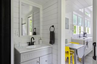 Riverside Tiny House with hot tub near Stowe - 2