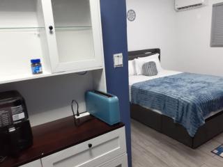 Small's Cozy Rest 7 Efficiency - 1