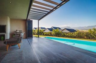 The Ridge House Kingswood Golf Estate - 5