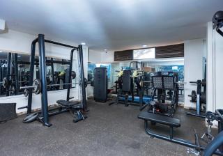 Cozy Studio Retreat - 5