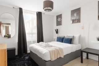 Serene 3BR Multilevel Home in Maida Vale - 9